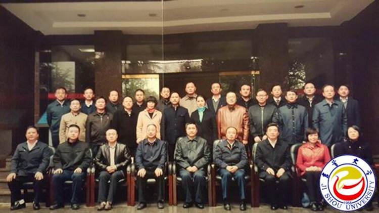 MK体育官网